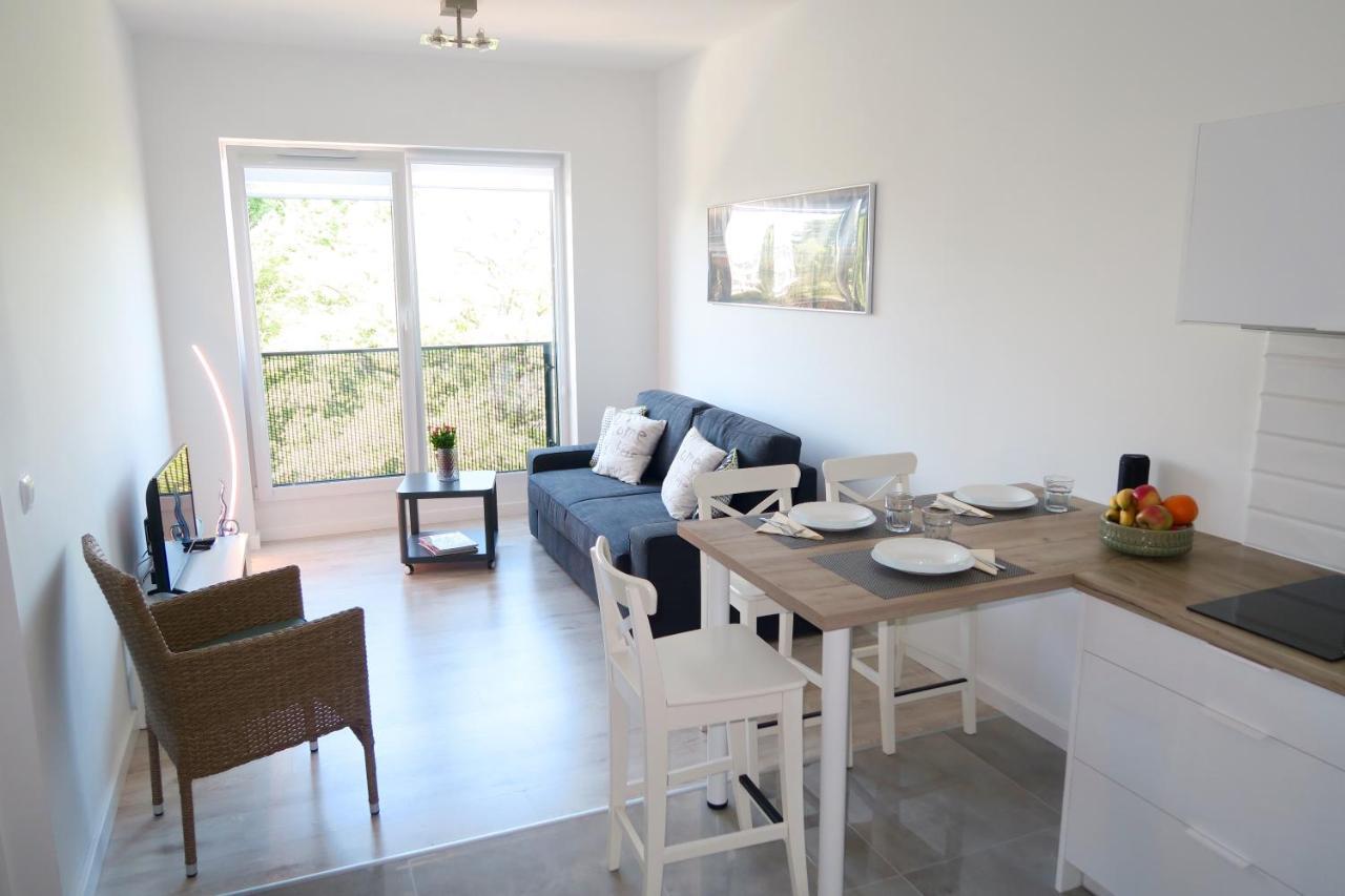 Bialy Apartament Centrum Apartment Kolobrzeg Ngoại thất bức ảnh