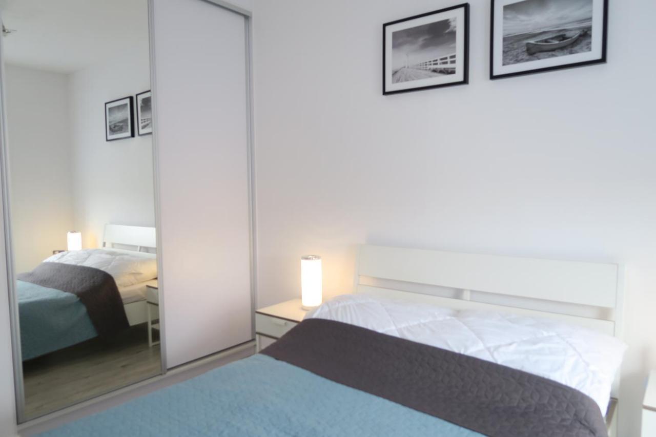 Bialy Apartament Centrum Apartment Kolobrzeg Ngoại thất bức ảnh